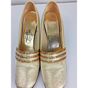 Touch Upps by Walk of Boston Women's Heel Dress Shoes. Silver with Gold Trim 9.5